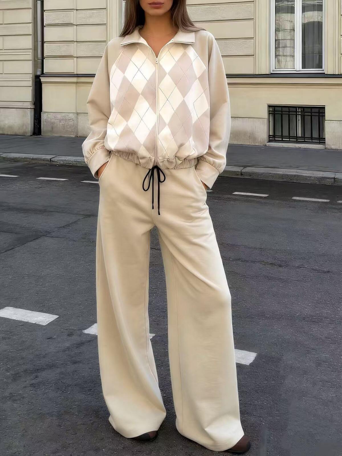 EMMA FRITIDSSÆT BEIGE