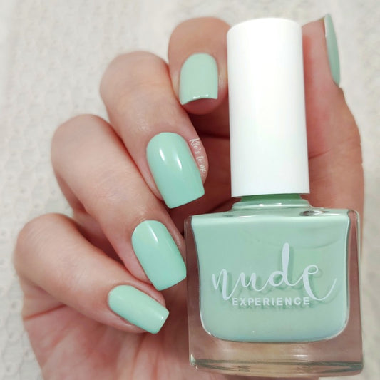 NEGLELAK NUDE EXPERIENCE - COPENHAGUE